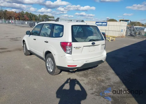 2009 Subaru Forester 2.5X из США, поврежденный, VIN JF2SH61639H796167